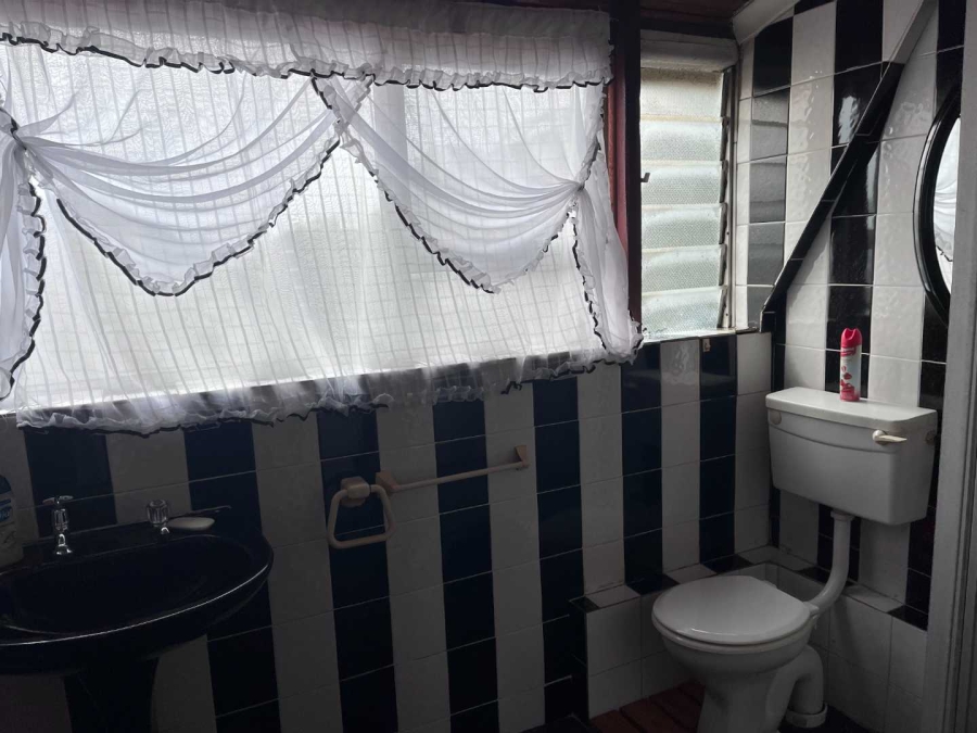 3 Bedroom Property for Sale in Wetton Western Cape
